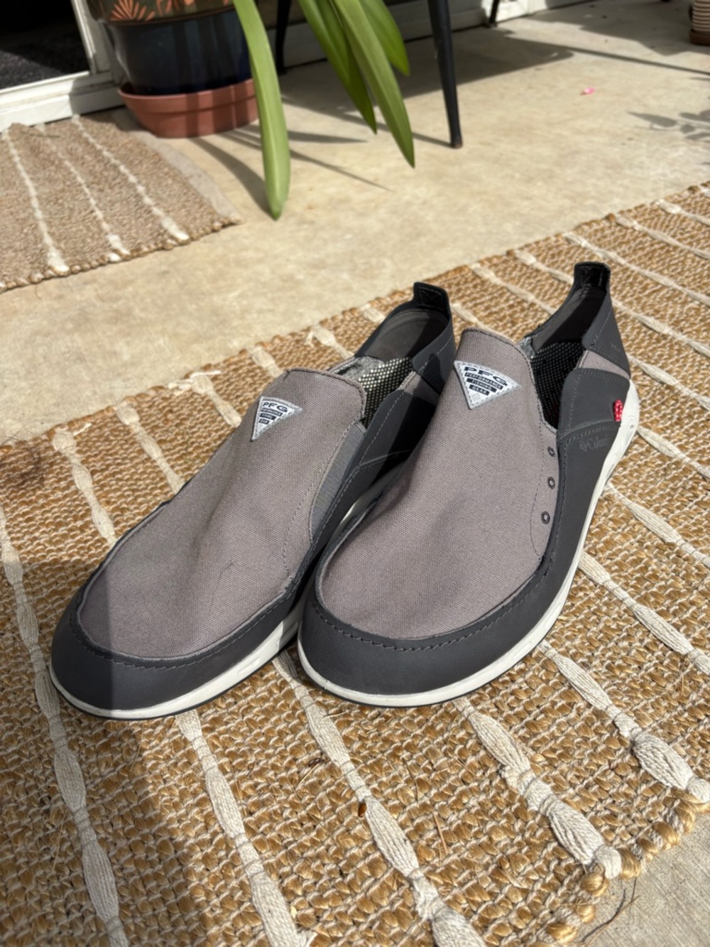 Columbia Grey and Black Slip-On Loafers